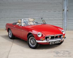 1971 MG B Roadster | Windsor View Lakes Sale - July 2023 | Historics Auctioneers