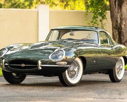 1961 Jaguar E-Type Series I 3.8-Litre Roadster | Pebble Beach Auctions | Gooding & Company