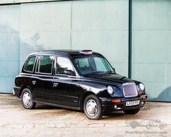 2003 London Taxi International TXII Gold Taxicab | The Beaulieu Sale | Bonhams | Sept 2-3, 2023