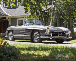 1960 Mercedes- Benz 300SL Roadster | Audrain Concours Auction | Bonhams