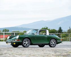1967 Porsche 911 'Soft-Window' Targa | RM Sotheby's | Munich