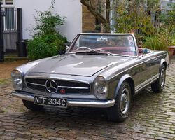 1965 Mercedes-Benz 230 SL Pagoda | Mercedes Benz Worlds Brooklands sale - November 2023 | Historics Auctioneers