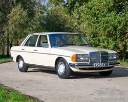 1985 Mercedes-Benz 230E  | Mercedes Benz Worlds Brooklands sale - November 2023 | Historics Auctioneers