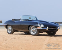 1968 Jaguar E-Type Series 1 1⁄2 4.2 Roadster | The Scottsdale Auction by Bonhams|Cars | 25 Jan 2024
