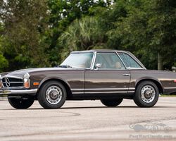 1970 Mercedes-Benz 280 SL | Amelia Island Auction | Gooding & Company | March 1, 2024