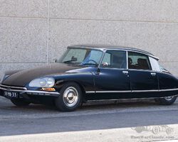 1973 Citroen DS23 Prestige | Selections from the Mullin Collection Auction | Gooding & Company | April 26, 2024