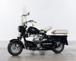1965 Cushman Super Silver Eagle Scooter | Gooding & Company | Geared Online | Motorcycles