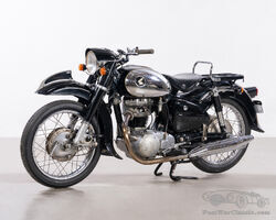 1957 Honda Dream ME-250 | Gooding & Company | Geared Online | Motorcycles