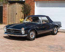1971 Mercedes-Benz 230 SL Pagoda | Historic Auctioneers | Farnborough International | 11th May 2024