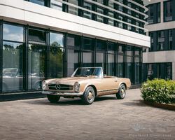 1967 Mercedes-Benz 230 SL