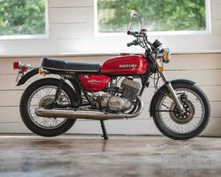 1976 Suzuki GT500 | Historic Auctioneers | 14th September | Ascot Racecourse