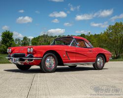 1962 Chevrolet Corvette 'Fuelie' Roadster | The Auburn Auction | August 29 - 31