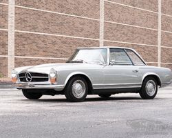 1967 Mercedes-Benz 250SL Roadster | The Auburn Auction | August 29 - 31