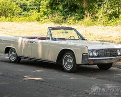 1962 Lincoln Continental Convertible | The Auburn Auction | August 29 - 31