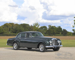 1961 Bentley S2 Continental 'Flying Spur' Saloon by H.J. Mulliner | RM Sotheby's | London