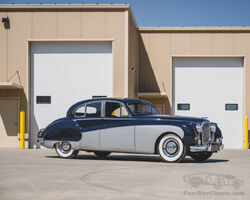 1960 Jaguar Mark IX Saloon | RM Sotheby's | The Ron and Sarah Jury Grand National Collection