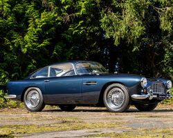 1961 Aston Martin DB4 Series IV | RM Sotheby's | Paris