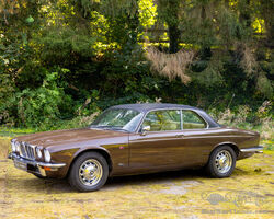 1977 Jaguar XJ6 Series 2 4.2-Litre Coupé | RM Sotheby's | Paris