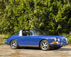 1971 Porsche 911 S 2.2 Targa | RM Sotheby's | Paris