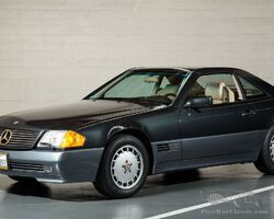 1992 Mercedes-Benz 500 SL | The Academy of Art University Collection | 15 February 2025