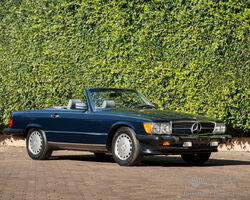 1988 Mercedes-Benz 560 SL | RM Sotheby's | Miami