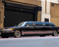 1992 Lincoln Town Car Limousine | The Academy of Art University Collection | 15 February 2025