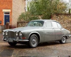 1968 Jaguar 420 | Symphony of Spring; Ascot Racecourse 2025 | Historics Auctioneers