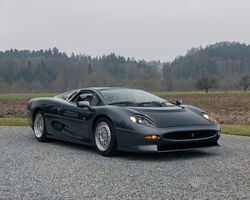 1993 Jaguar XJ220 | RM Sotheby's | Shift Online: Europe and Middle East