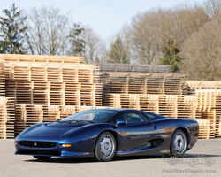 1994 Jaguar XJ220 | RM Sotheby's | Milan