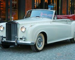 1961 Rolls-Royce Silver Cloud II H.J. Mulliner Drophead Coupe Adaptation | The Amelia Auction | 7-8 March 2025