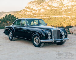 1961 Bentley S2 Continental 'Flying Spur' Saloon by H.J. Mulliner | RM Sotheby's | Shift Online: Europe and Middle East