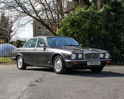 1985 Jaguar Sovereign Series III (4.2 litre) | Flight of Elegance; Farnborough International 2025 | Historics Auctioneers