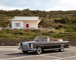 1971 Mercedes-Benz 280 SE 3.5 Cabriolet | RM Sotheby's | Monterey