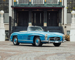 1962 Mercedes-Benz 300 SL Roadster | RM Sotheby's | Milan
