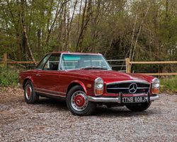 1971 Mercedes-Benz 280SL Pagoda | Flight of Elegance; Farnborough International 2025 | Historics Auctioneers