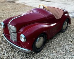 1969 Austin J40 Pedal Car | The Summer Serenade; Windsorview Lakes 2025 | Historics Auctioneers