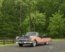1956 Ford Fairlane Sunliner | RM Sotheby's | Hershey