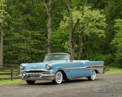 1957 Pontiac Bonneville | RM Sotheby's | Hershey