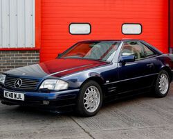 1996 Mercedes-Benz SL320 | The Summer Serenade; Windsorview Lakes 2025 | Historics Auctioneers