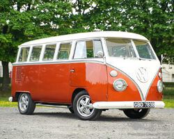 1964 Volkswagen Type 2 Split Screen Deluxe Kombi 15 window | The Summer Serenade; Windsorview Lakes 2025 | Historics Auctioneers