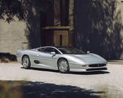 1993 Jaguar XJ220 | RM Sotheby's | Monterey