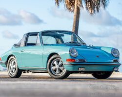 1967 Porsche 911 S “Soft-Window” Targa | Broad Arrow Auctions | Monterey Jet Center | 13-14 August 2025