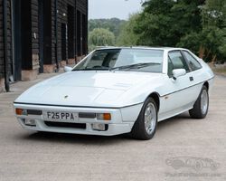 1989 Lotus Eclat Excel | The Summer Serenade; Windsorview Lakes 2025 | Historics Auctioneers