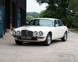 1978 Daimler Sovereign | The Summer Serenade; Windsorview Lakes 2025 | Historics Auctioneers