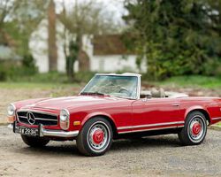 1970 Mercedes-Benz 280 SL Pagoda | The Summer Serenade; Windsorview Lakes 2025 | Historics Auctioneers