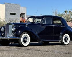 1954 Rolls-Royce Silver Dawn | Classic Promenade