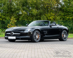 2013 Mercedes-Benz SLS AMG Roadster | RM Sotheby's | Paris