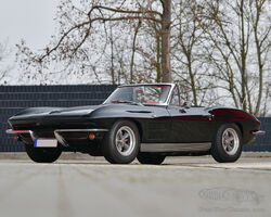 1963 Chevrolet Corvette Sting Ray Convertible | RM Sotheby's | Paris