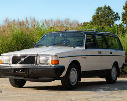 1989 Volvo 240 GLE Injection