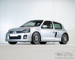 2001 Renault Clio V6 Phase 2 'TWR Development Car' | RM Sotheby's | Paris